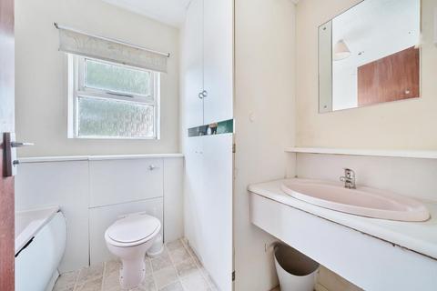 1 bedroom maisonette for sale, High Wycombe,  Buckinghamshire,  HP13