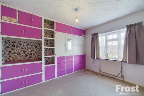 52 Edinburgh Drive, Staines-upon-thames, TW18 1PH