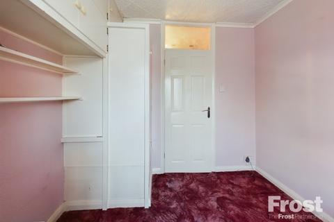 52 Edinburgh Drive, Staines-upon-thames, TW18 1PH