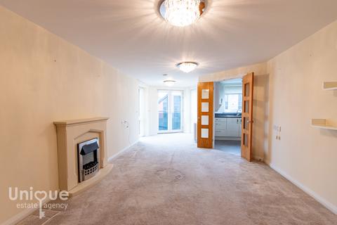 1 bedroom apartment for sale, Crocus Court, Station Road, Poulton-le-Fylde, Lancashire, FY6