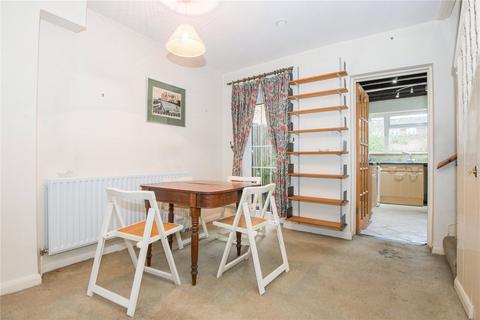 20 Fourth Cross Road, Twickenham, TW2 5EL
