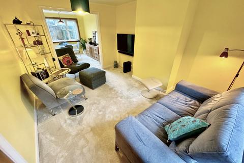 3 bedroom semi-detached villa for sale - 10 Trinity Crescent, Beith