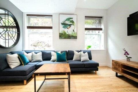 3 bedroom apartment to rent, Bankfield Road, Huddersfield, HD1