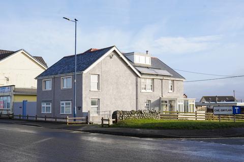4 bedroom detached house for sale, Maesarfor, Borth, Ceredigion