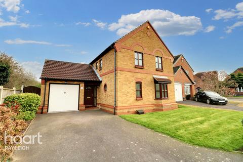 4 bedroom detached house for sale, Langham Drive, Rayleigh