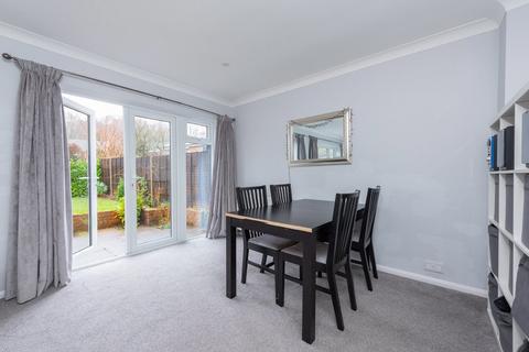 2 Cypress Way, Blackwater, Camberley, GU17 0EG