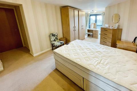 2 bedroom retirement property for sale, Forest Court, Union Street, Chester, CH1
