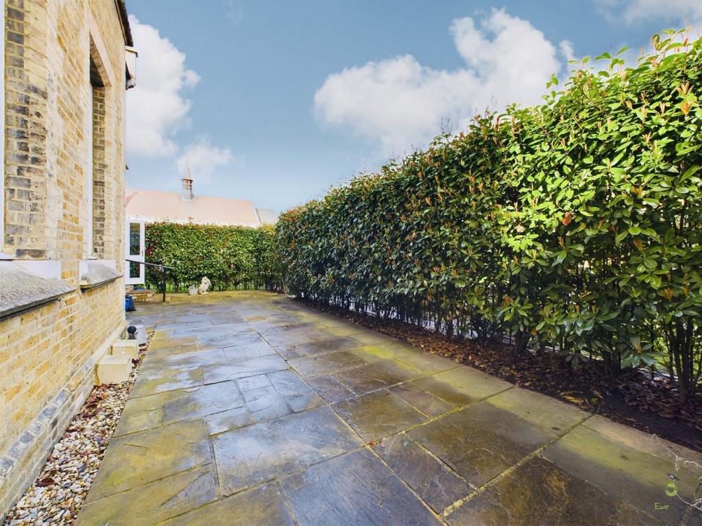 Private Garden
