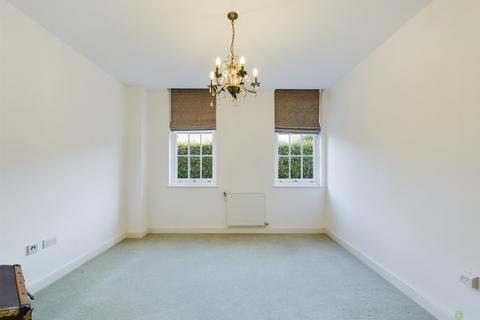 27 Chapel Drive, Dartford, DA2 6FF
