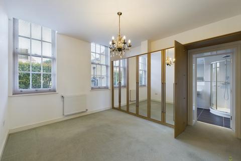 27 Chapel Drive, Dartford, DA2 6FF