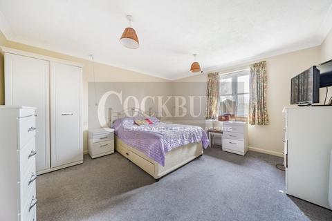 2 bedroom flat for sale, Paxton Court, Marvels Lane, SE12