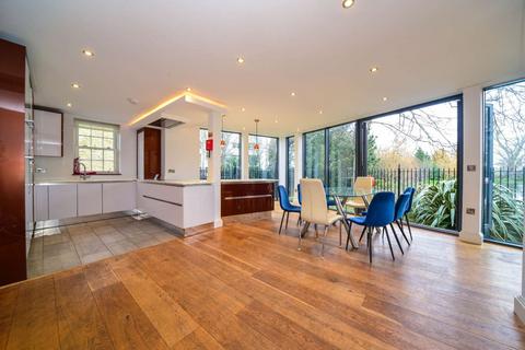 4 bedroom house to rent - Rushgrove Mews, Woolwich, London