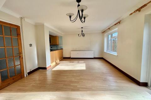 65 Burnham Walk, Rainham, Gillingham, ME8 8RZ