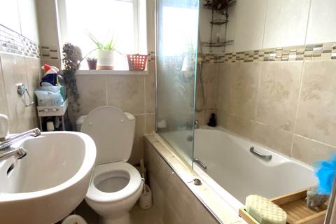 6 Charles Street, Royton, Oldham, OL2 5JN