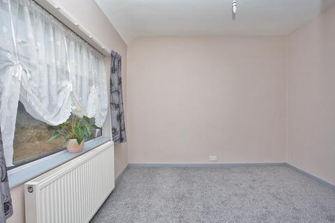 14 Creteway Close, Folkestone, CT19 6LH