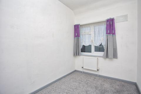 14 Creteway Close, Folkestone, CT19 6LH