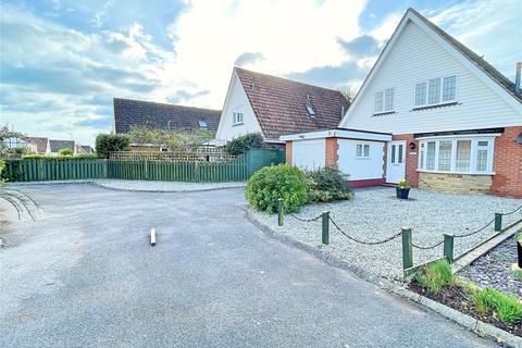 3 Badgers Walk, Angmering, Littlehampton, BN16 4DJ