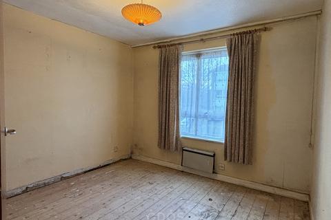 1 bedroom flat for sale, Worcester Park KT4