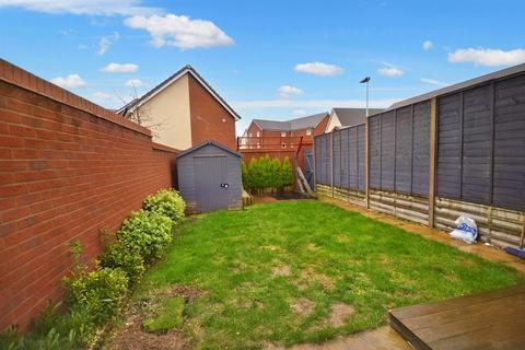 3 bedroom end of terrace house for sale - Longhedge