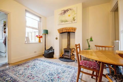 24 Derby Road, Worcester, WR5 1AE