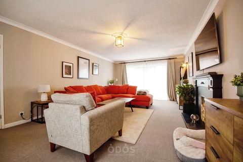 6 Llanwye Close, Hereford, HR1 1XX