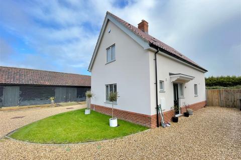 3 bedroom detached house for sale, Church Street, Great Ellingham