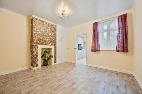 109 French Street, Sunbury-on-thames, TW16 5JL