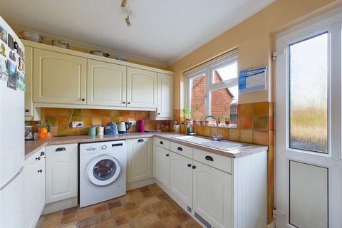 35 Three Acres, Horsham, RH12 1RS