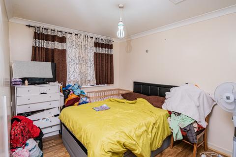 2 bedroom flat for sale - Norwood Road, Southall UB2