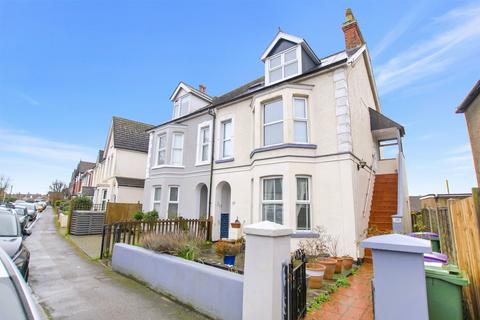 3 bedroom maisonette for sale, Seabrook Road, Hythe, CT21