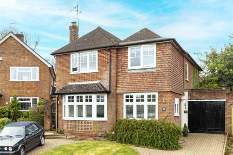 4 bedroom property for sale, Mayfield Close, Harpenden, Hertfordshire