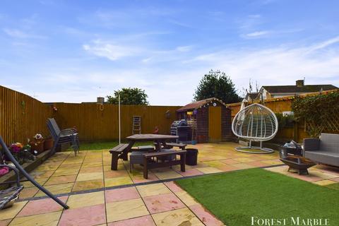 10 Linsvale Drive, Frome, BA11 2BP