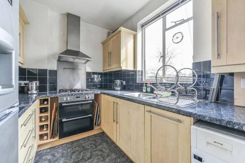 2 bedroom flat for sale, Bromfelde Road, Clapham North, London, SW4