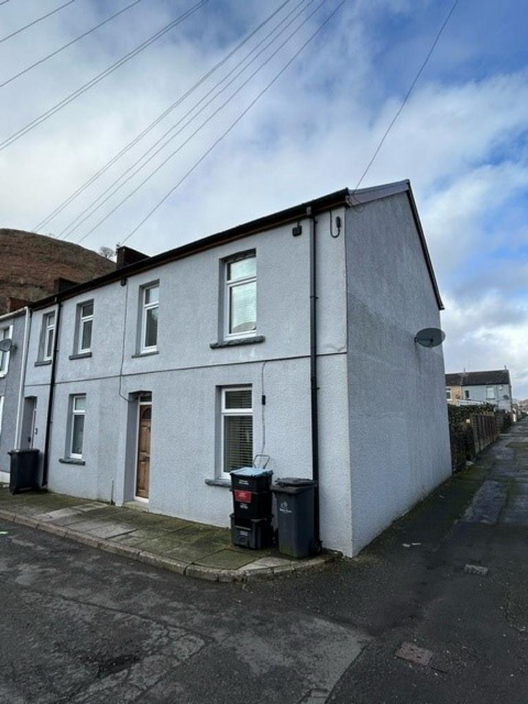 Stewart Street, Cwm, NP23 3 bed end of terrace house for sale £135,000