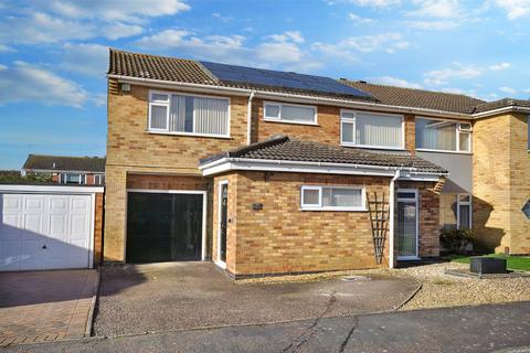 4 bedroom semi-detached house for sale, Winster Crescent, Melton Mowbray, Leicestershire