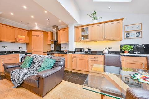 75 Drayton Bridge Road, London, W7 1ER