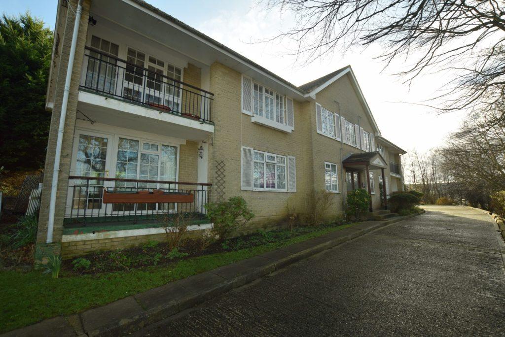 The Garlands, Scarborough YO11 2 bed flat for sale £120,000
