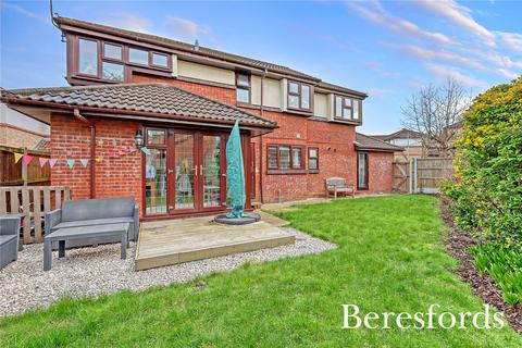 4 Chorley Close, Langdon Hills, Basildon, SS16 6ST