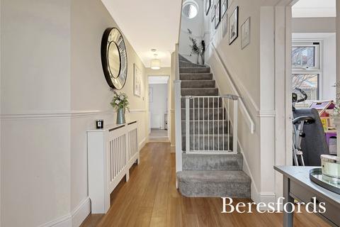 4 Chorley Close, Langdon Hills, Basildon, SS16 6ST