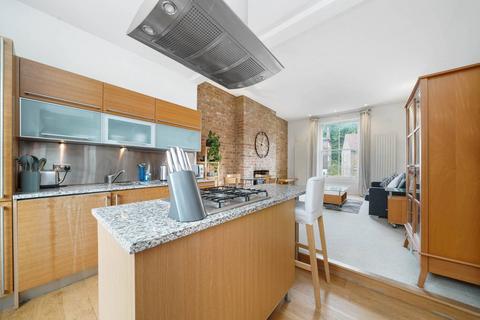 21c Petherton Road, London, N5 2QX
