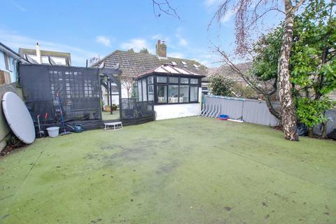 1 bedroom bungalow for sale, High Ridge, Seabrook, CT21