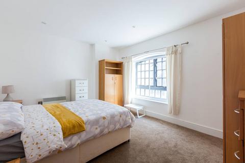 2 bedroom flat to rent, Shad Thames, Shad Thames, London, SE1