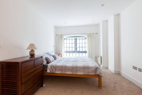 2 bedroom flat to rent, Shad Thames, Shad Thames, London, SE1