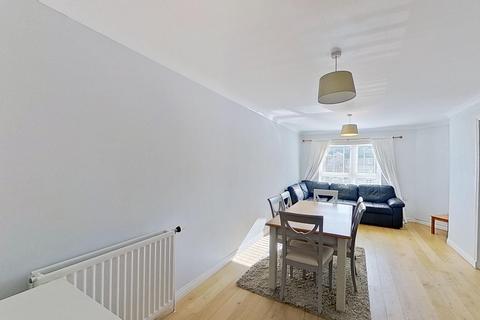 2 bedroom flat to rent, Lower London Road, Edinburgh, Midlothian, EH7