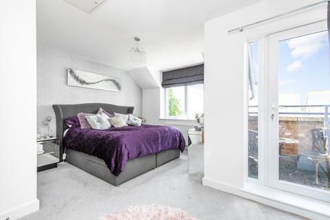 4 bedroom end of terrace house for sale, Coral Close, Shoreham-By-Sea, West Sussex, BN43 6AZ