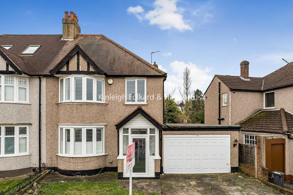 Avondale Road, Bromley 4 bed semidetached house for sale £725,000