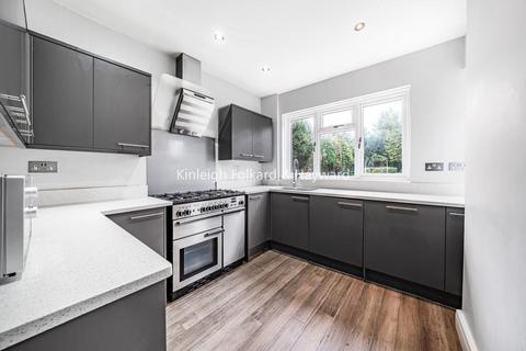 4 bedroom semi-detached house for sale, Avondale Road, Bromley