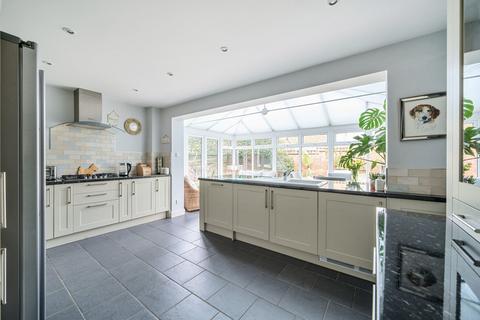 7 Harting Down, Petersfield, GU31 4PG