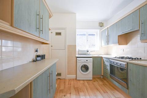 2 bedroom maisonette for sale, Ribblesdale Road, Furzedown, London, SW16