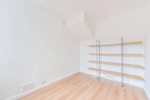2 bedroom flat to rent - Edmund Road, Mitcham, CR4
